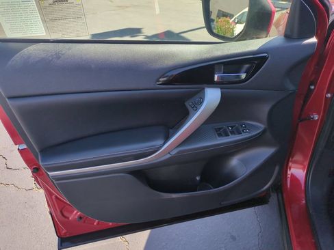 Used 2025 Mitsubishi Eclipse Cross SE AWD/4WD image 11