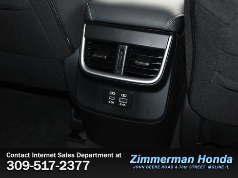 Used 2023 Subaru Outback Premium image 9