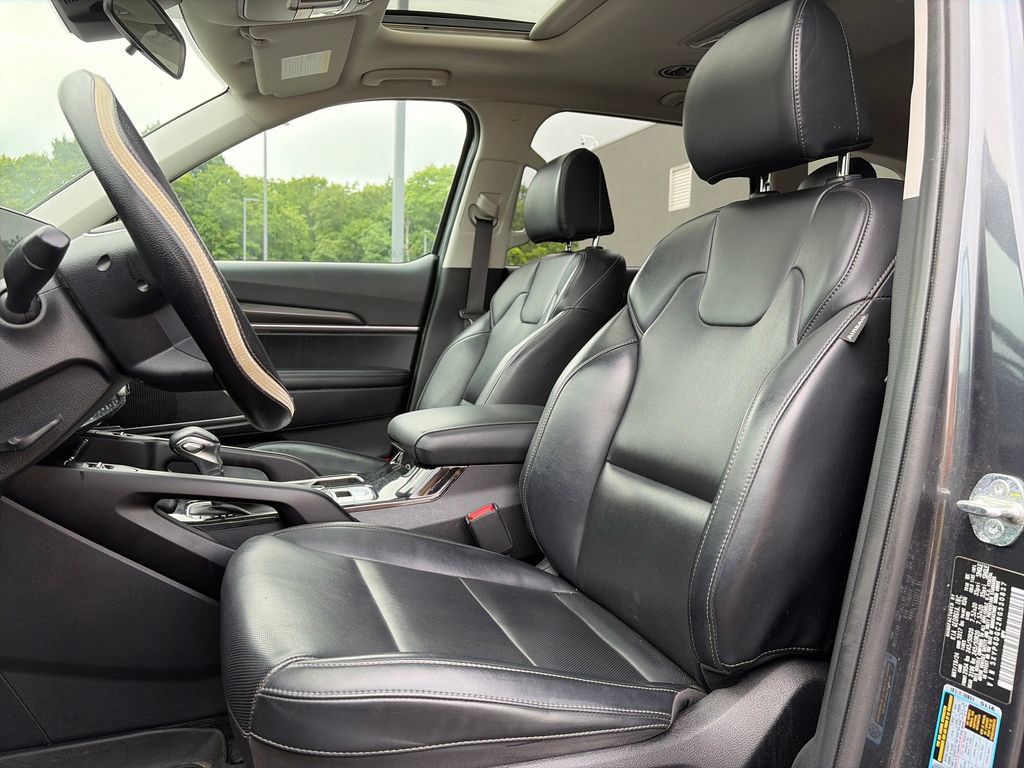 Used 2024 Kia Telluride S w/ S Sunroof Package AWD/4WD image 14