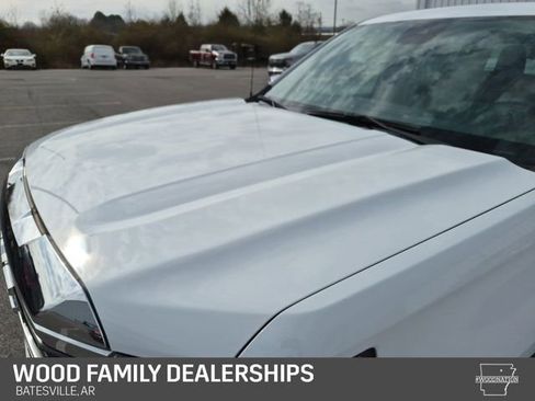 Used 2023 GMC Sierra 1500 SLT w/ SLT Premium Package image 6