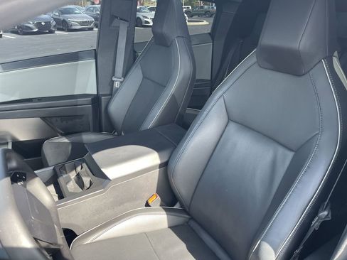 Used 2024 Tesla Cybertruck Cyberbeast AWD/4WD image 11