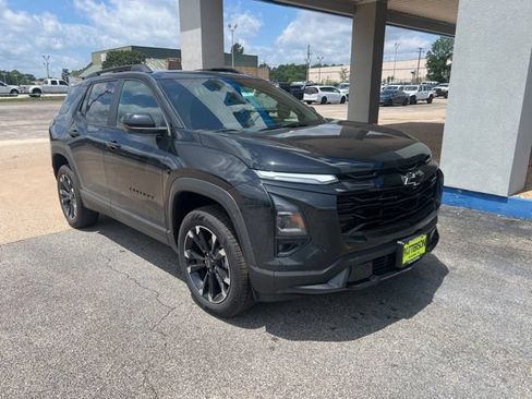 New 2026 Chevrolet Equinox RS w/ Convenience Package III FWD image 2