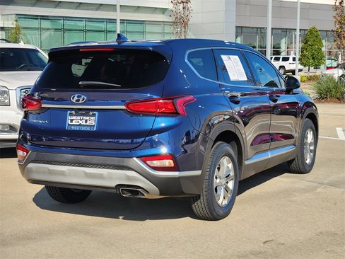 Used 2019 Hyundai Santa Fe SEL image 7