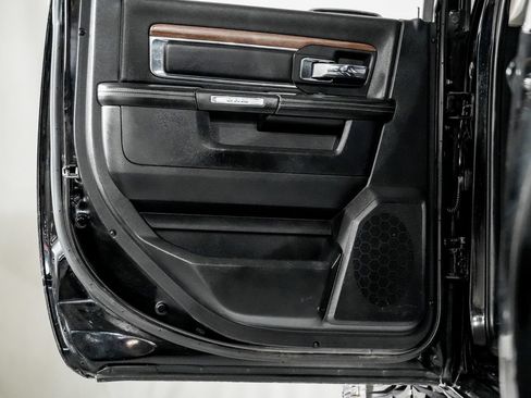 Used 2014 RAM 3500 Laramie w/ Convenience Group AWD/4WD image 34