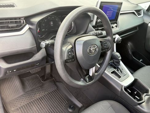 Certified 2023 Toyota RAV4 XLE w/ Convenience Package FWD image 4