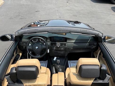 Used 2013 BMW M3 Convertible w/ Premium Pkg RWD image 17