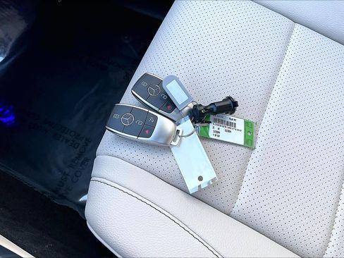 Used 2025 Mercedes-Benz GLE 350 4MATIC image 14