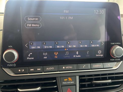 Used 2025 Nissan Altima 2.5 SV FWD image 20