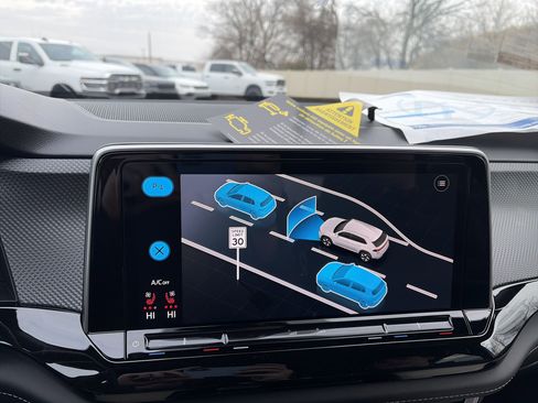 New 2026 Volkswagen Atlas Cross Sport SEL R-Line image 28