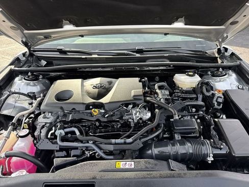 Used 2025 Toyota Camry LE image 21