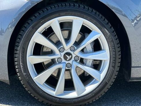 Used 2019 Tesla Model 3 Long Range image 25