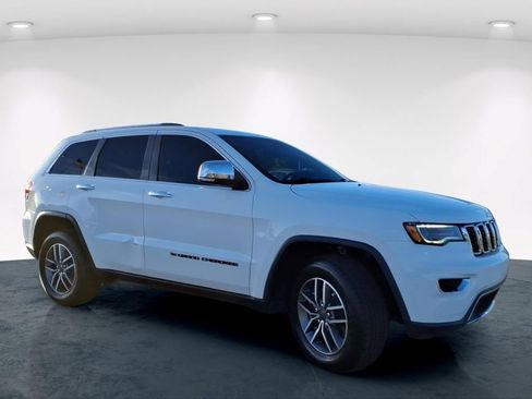Used 2022 Jeep Grand Cherokee Limited w/ Trailer Tow Group IV AWD/4WD image 4