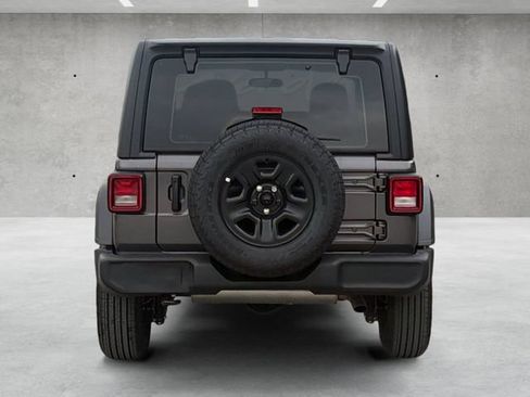 Used 2025 Jeep Wrangler Sport AWD/4WD image 15