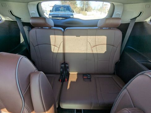 Used 2021 Buick Enclave Avenir w/ Avenir Technology Package image 16