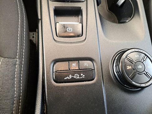 Used 2024 Ford Ranger XLT w/ FX4 Off-Road Package image 15