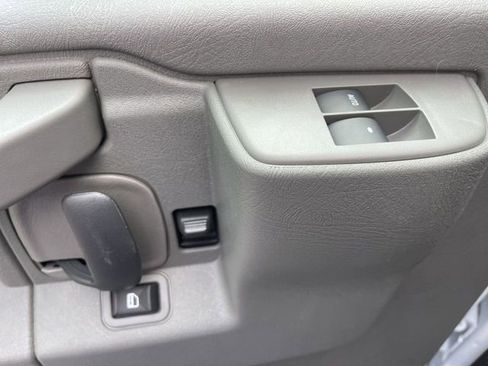 New 2025 GMC Savana 3500 w/ Power Convenience Package RWD image 8