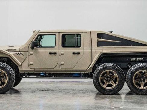 Used 2023 Jeep Gladiator Sport image 13