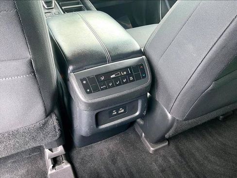Used 2022 Nissan Pathfinder SV FWD image 24