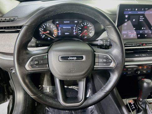 Used 2022 Jeep Compass Latitude w/ Convenience Group AWD/4WD image 11
