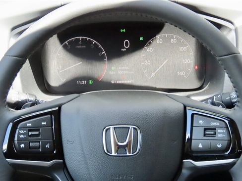Used 2026 Honda Odyssey EX-L image 32