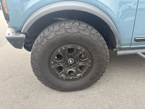 Used 2021 Ford Bronco First Edition AWD/4WD image 8