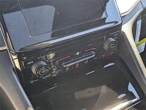 New 2025 Jeep Grand Cherokee Laredo X image 11