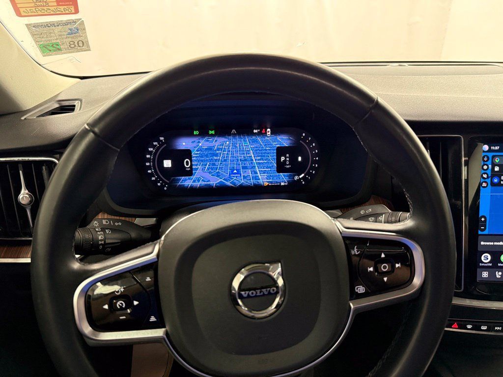 Used 2024 Volvo S60 B5 Plus FWD image 12