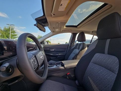 New 2026 Nissan Sentra SV FWD image 7