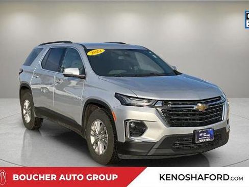 Used 2022 Chevrolet Traverse LT image 4
