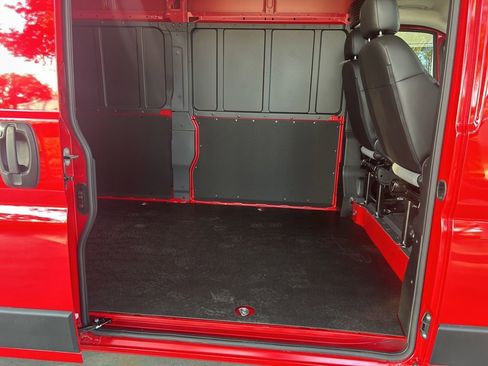 New 2026 RAM ProMaster 2500 w/ Premium Convenience Group image 21