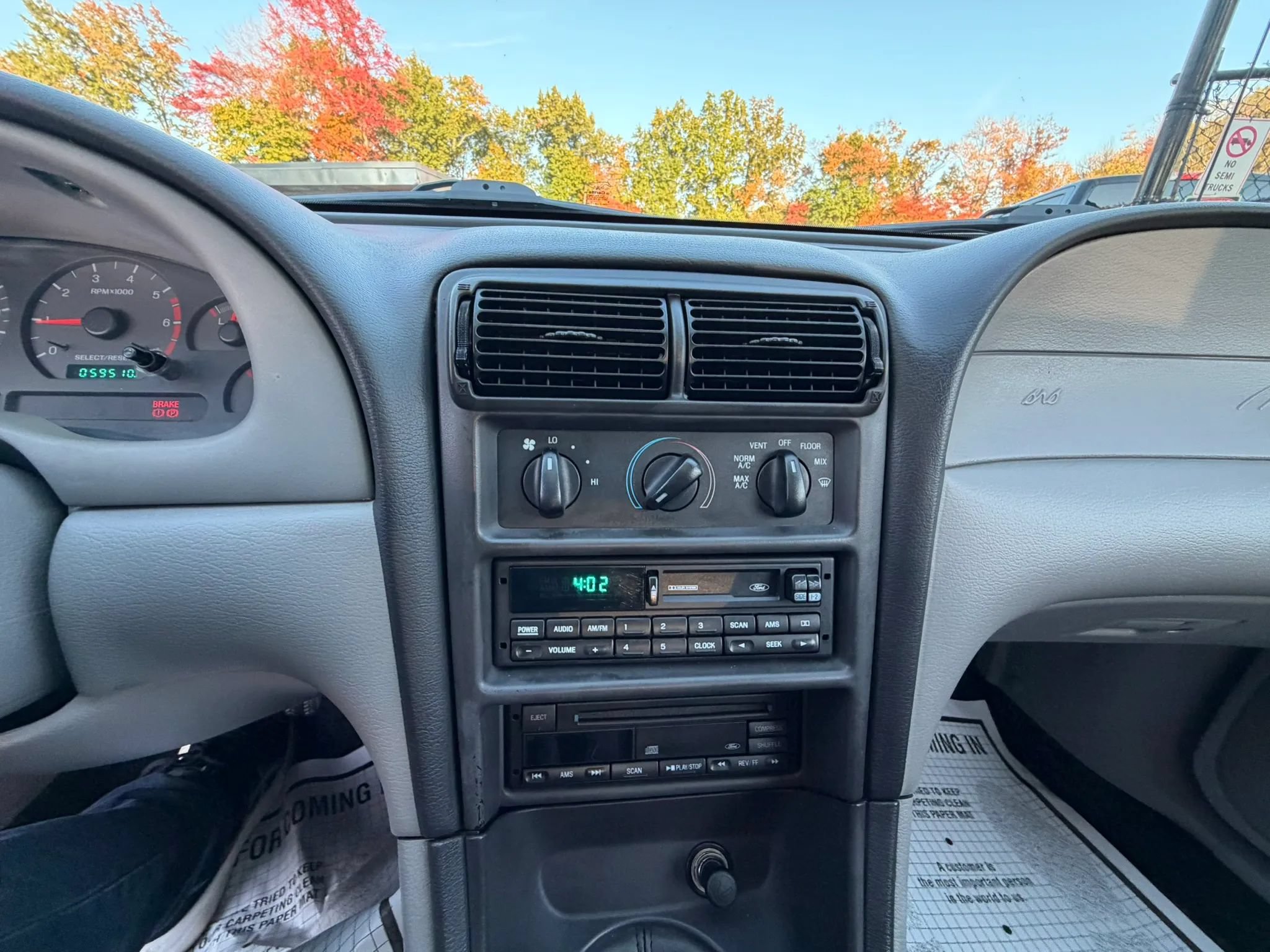 Used 1999 Ford Mustang Coupe RWD image 18