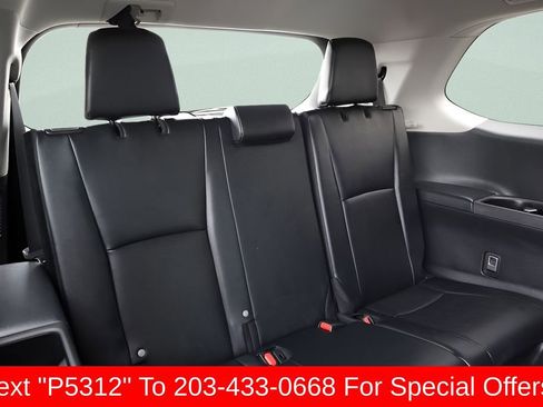 Certified 2025 Toyota Grand Highlander AWD image 28