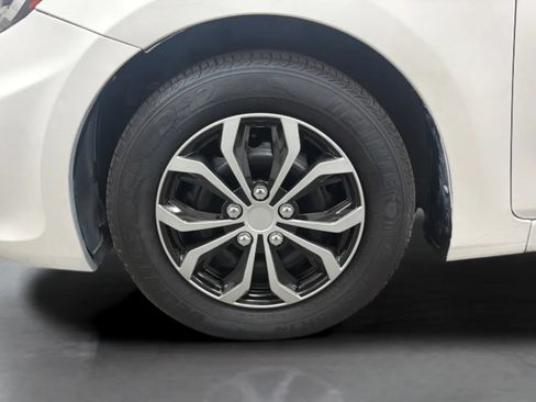 Used 2016 Hyundai Accent SE FWD image 25