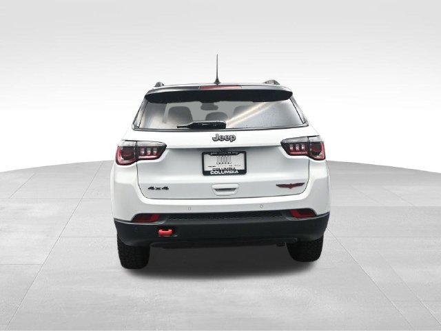 Used 2026 Jeep Compass Trailhawk AWD/4WD image 8