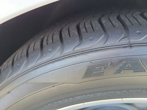 Used 2024 Chevrolet Camaro LT image 12