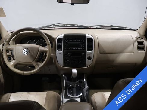Used 2006 Mercury Mariner Luxury AWD/4WD image 3
