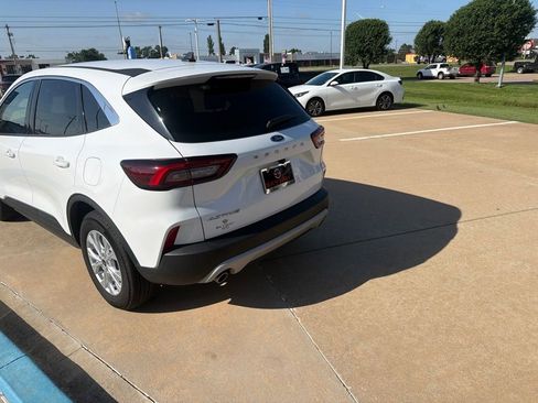 Used 2024 Ford Escape Active FWD image 9