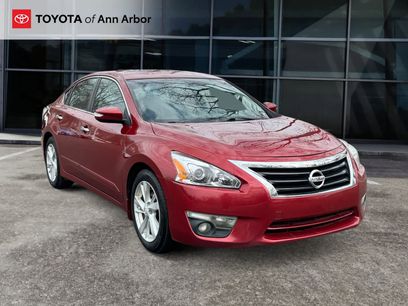Used 2015 Nissan Altima 2.5 SV w/ Convenience Package