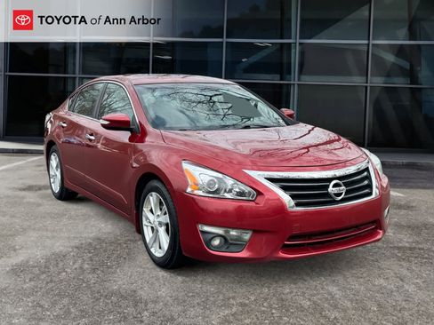Used 2015 Nissan Altima 2.5 SV w/ Convenience Package image 1