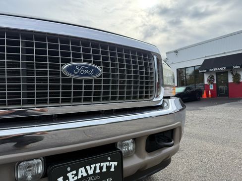 Used 2002 Ford Excursion Limited image 5