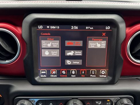 Used 2018 Jeep Wrangler Rubicon AWD/4WD image 21