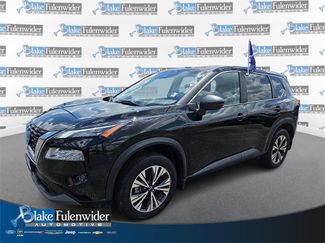 Used 2022 Nissan Rogue SV image 1