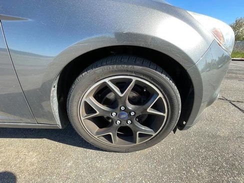 Used 2013 Ford Focus SE FWD image 19