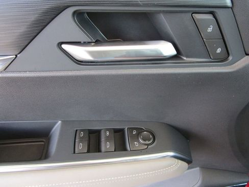 New 2026 GMC Acadia Elevation w/ Elevation Premium Package image 22