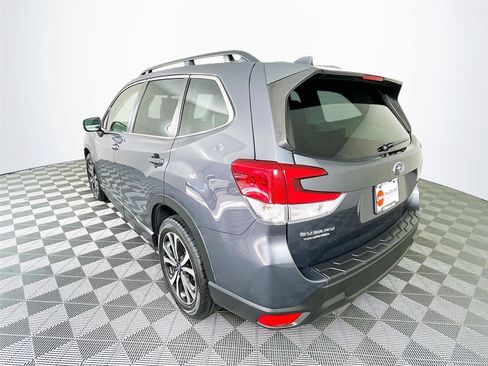 Used 2023 Subaru Forester Limited AWD/4WD image 7