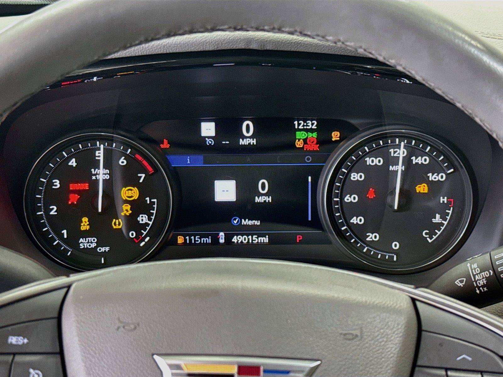 Used 2023 Cadillac XT5 Premium Luxury w/ Technology Package FWD image 12