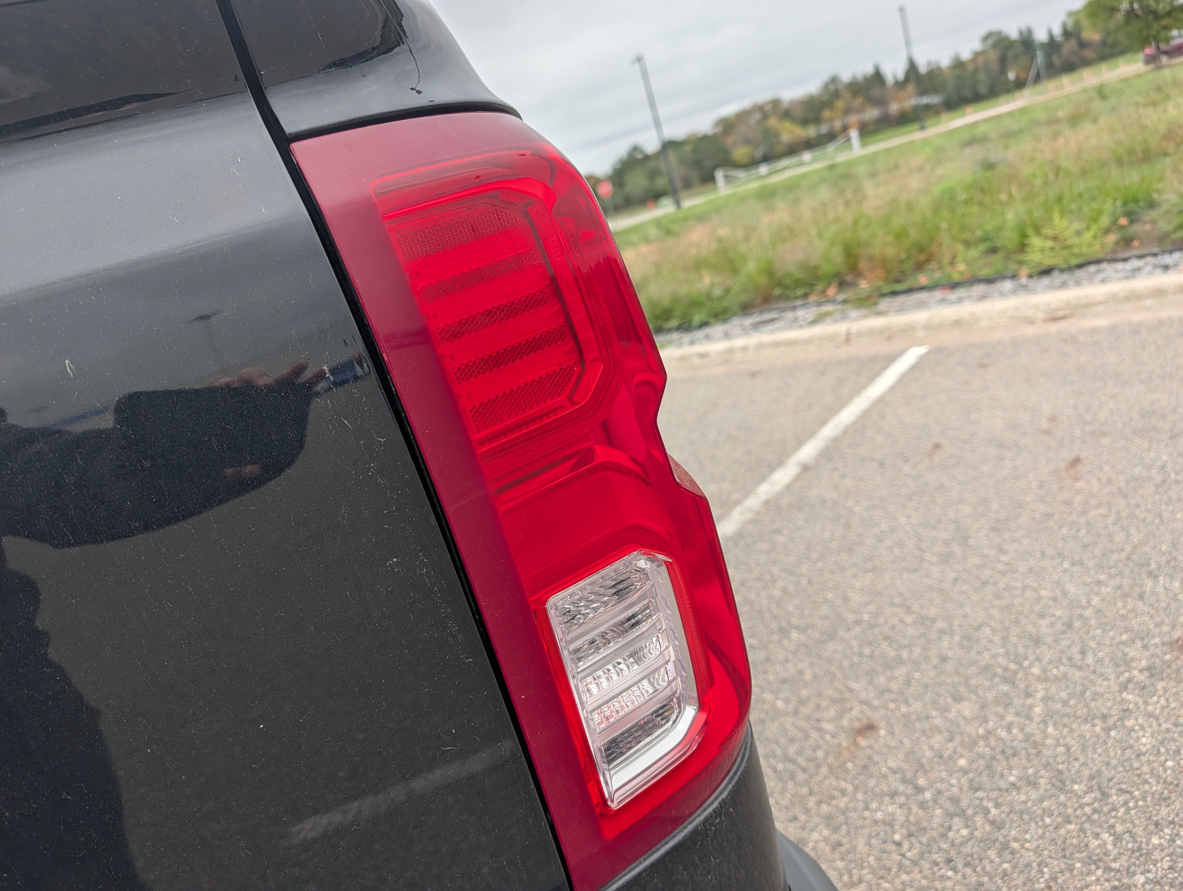 Used 2018 Chevrolet Silverado 1500 LTZ w/ Sport Package AWD/4WD image 5