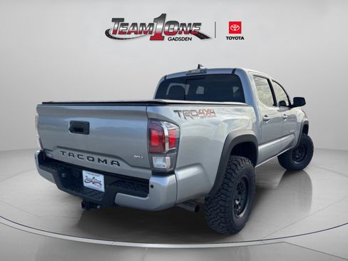 Used 2023 Toyota Tacoma TRD Off-Road w/ TRD Premium Off Road Package image 11