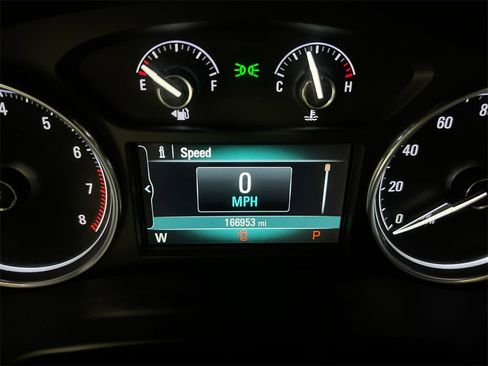 Used 2019 Buick Enclave Essence image 13