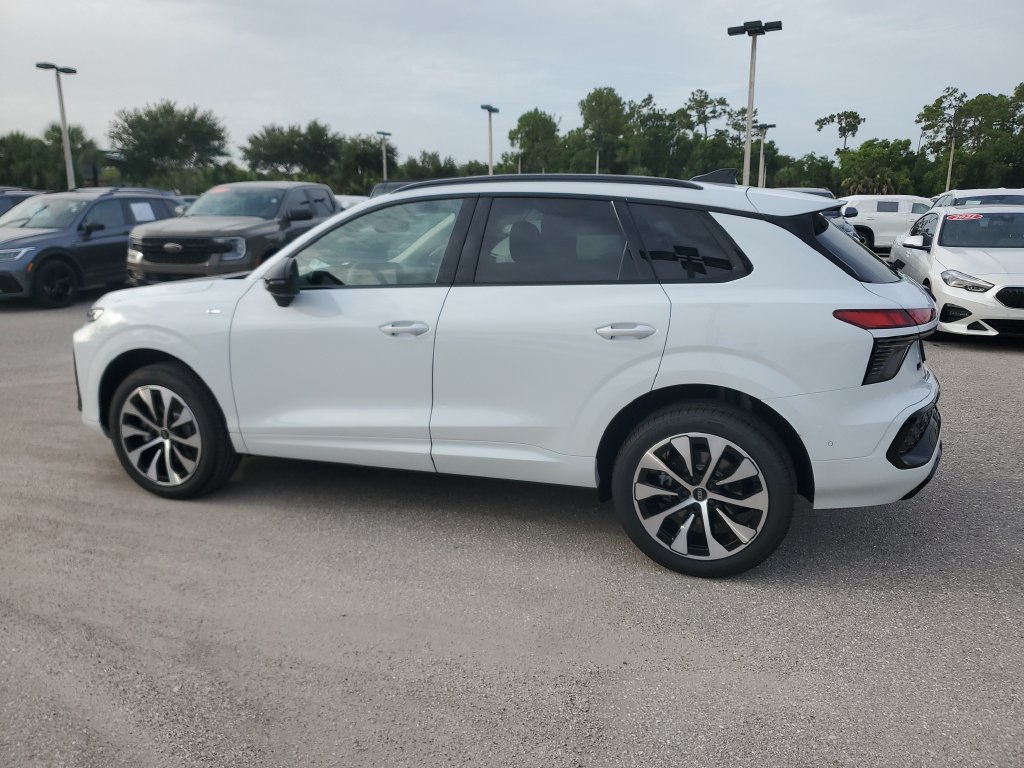 New 2026 Audi Q3 quattro 2.0T AWD/4WD image 8